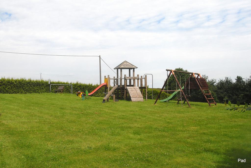 La Cle Des Champs Villa Bertogne Buitenkant foto