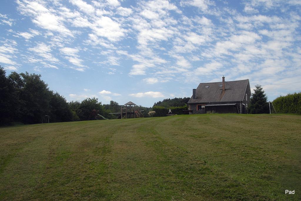 La Cle Des Champs Villa Bertogne Buitenkant foto